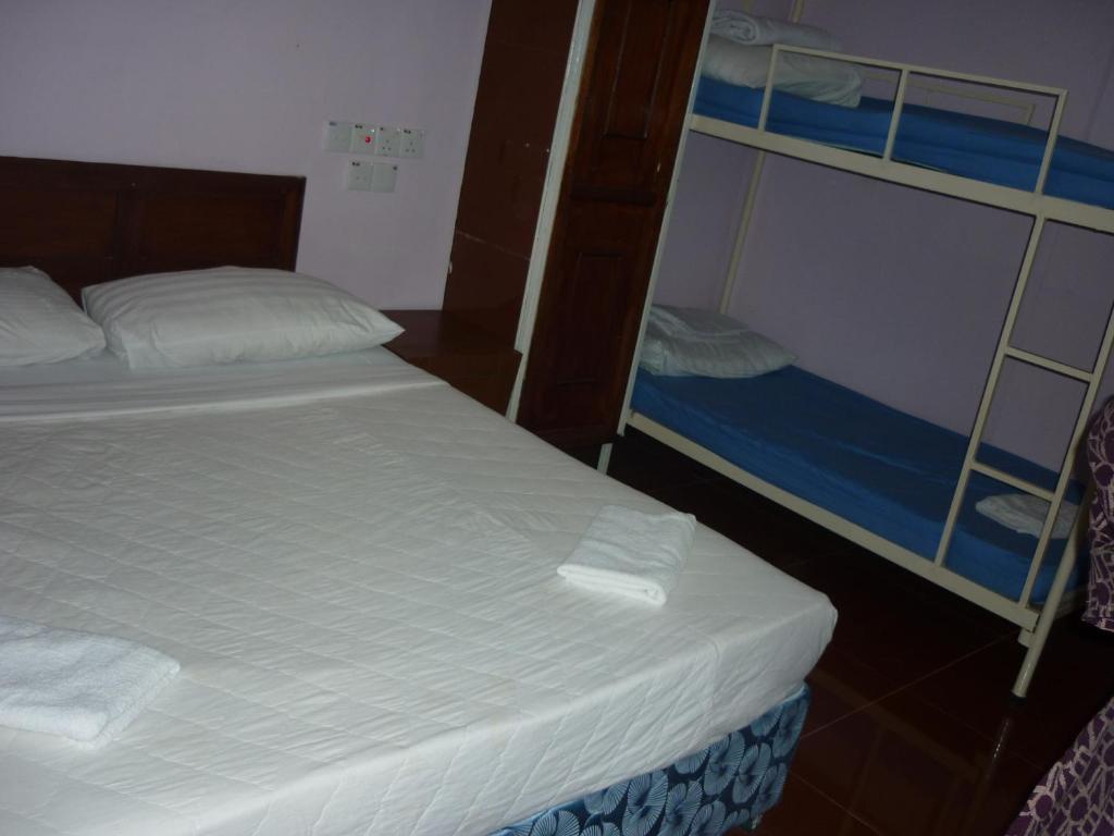 A&J Budget Hotel Kota Kinabalu Habitación foto